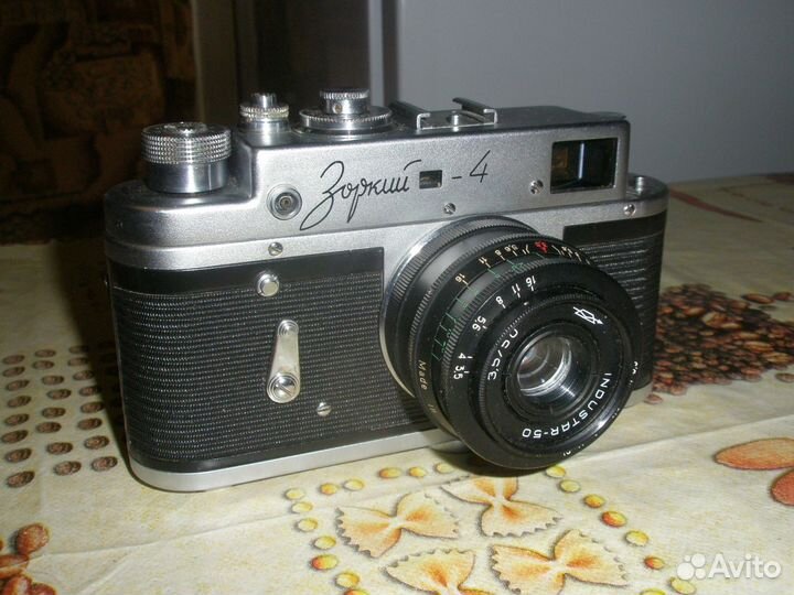 Фотоаппарат Зоркий-4 с объективом Индустар-50