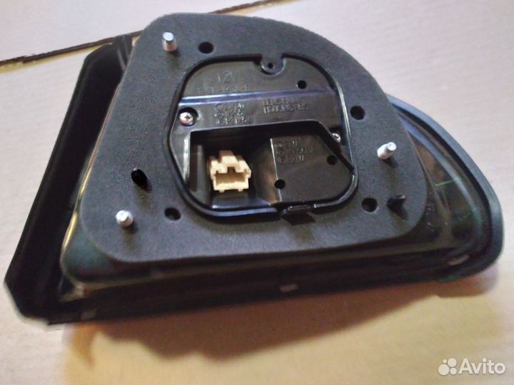 Фонарь левый Mitsubishi Galant 7