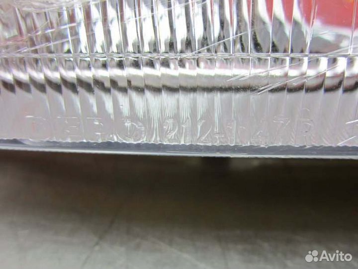 Фара правая Toyota Corona T190 92-95