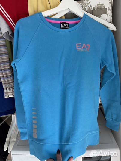 Свитшот Armani 42-44