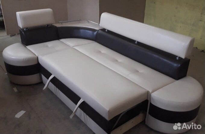 Кухонный уголок со спальным местом