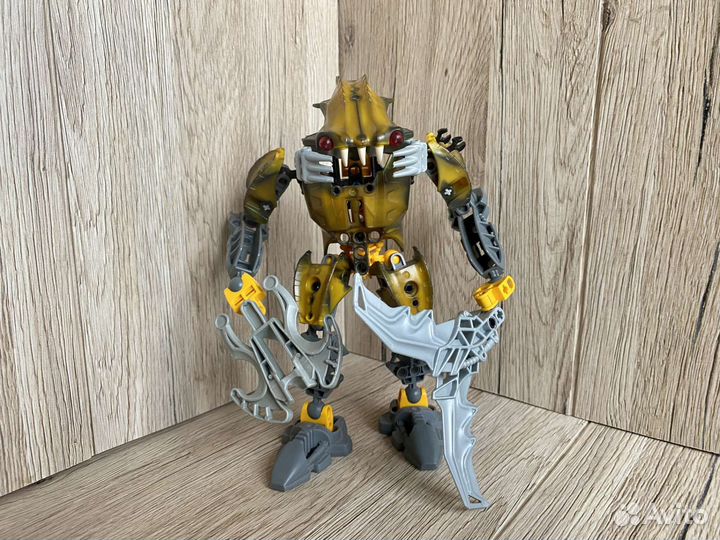 Lego bionicle