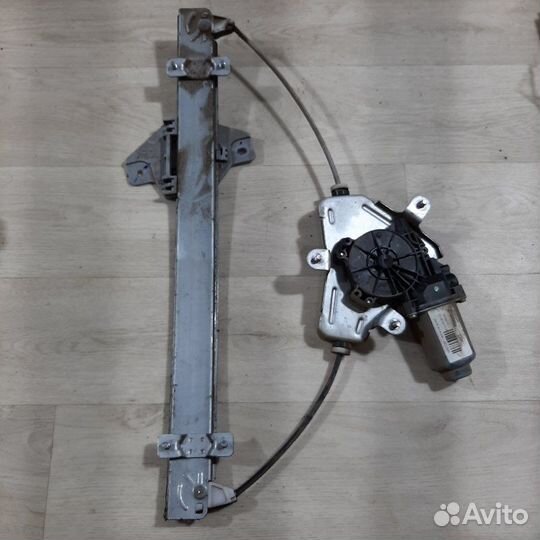 Стеклоподъемник передний правый Hyundai Solaris