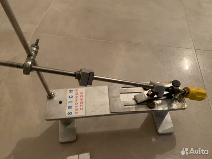 Точилка для ножей и режущего инструмента