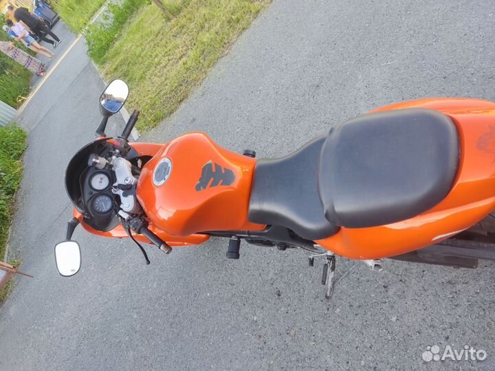 Продам мотоцикл Suzuki sv400s