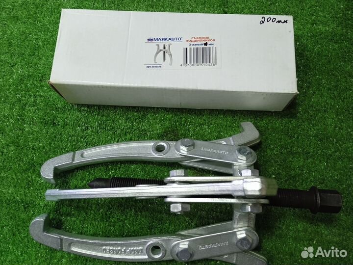 Съёмник подшипников 3-х лапый