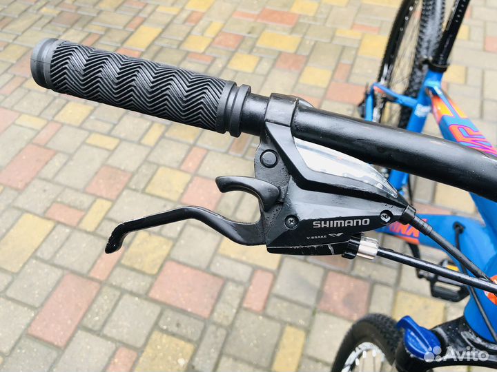 Дорожный велосипед Trinx m136 Jaguar