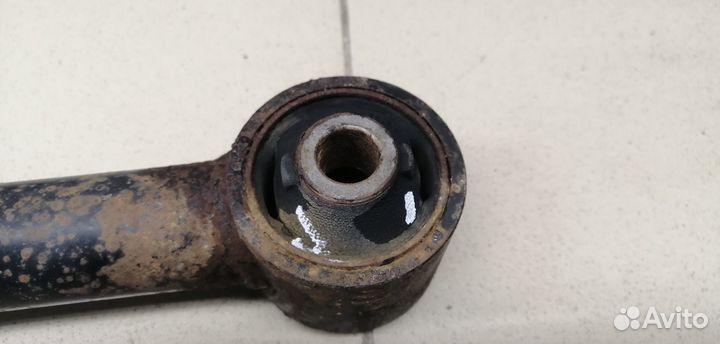 Тяга задняя продольная правая Land Cruiser (150)