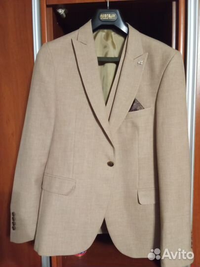 Костюм мужской