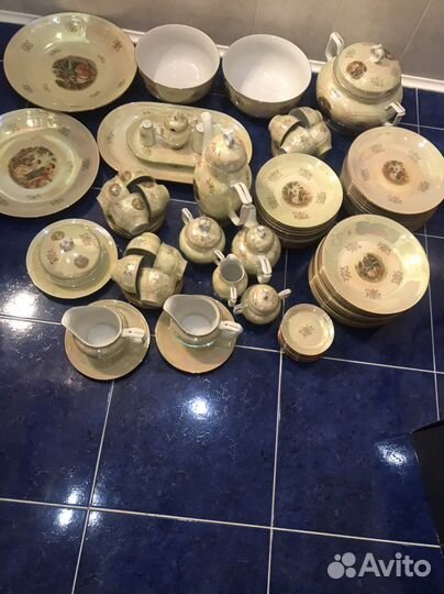 Сервиз мадонна гдр, на 12 персон, 90 предметов