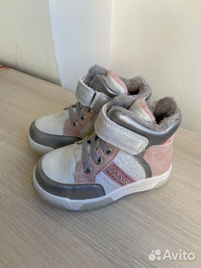 Ботинки осенние для девочки