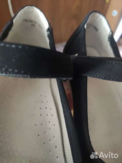 Туфли на девочку 29разм