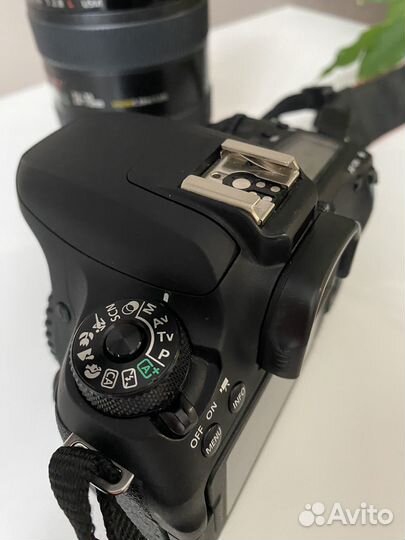 Фотоаппарат canon 77d body