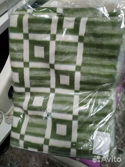 Одеяло байковое новое в упаковке. Есть разные