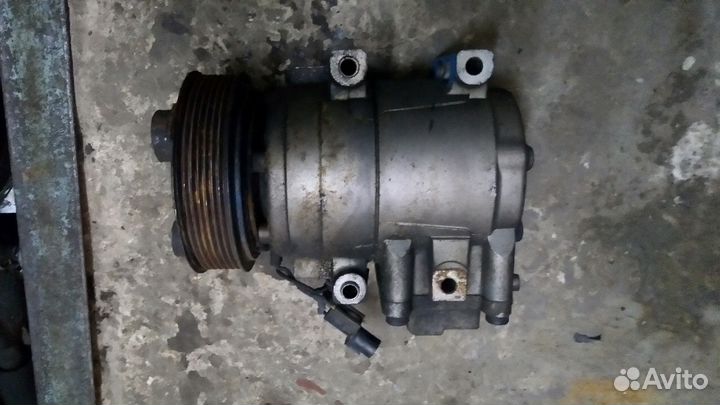 Компрессор кондиционера starex 06 977014H050