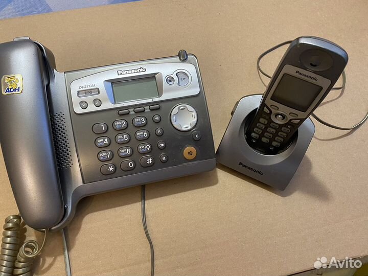 Цифровой беспроводной телефон