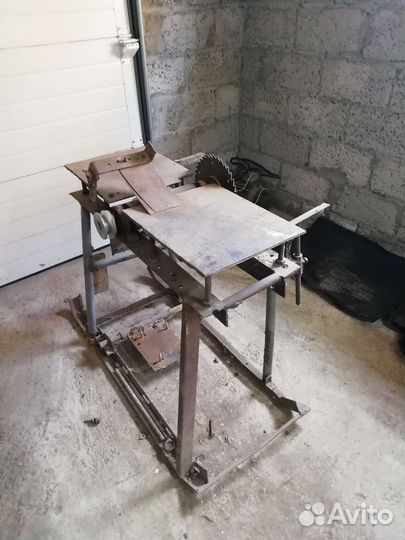 Станок для обработки дерева