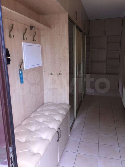 3-к. квартира, 80 м², 2/4 эт.