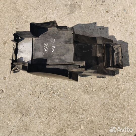 Отсек аккумулятора Подрамника Suzuki gsxr srad 750