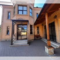 Дом 619,1 м² на участке 7,9 сот.