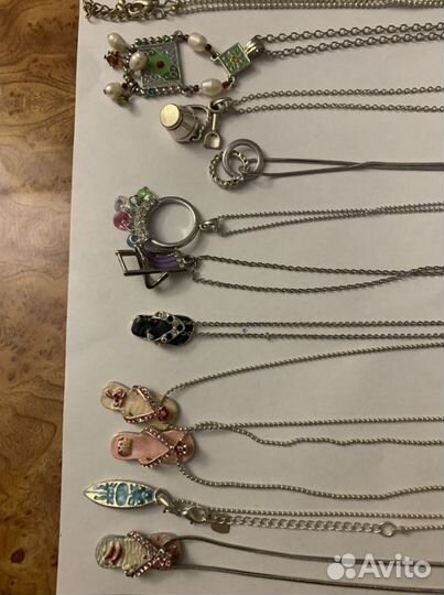 Колье и кулоны винтажные