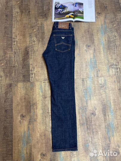 Джинсы armani