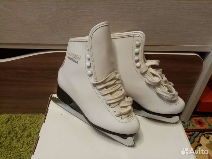 Коньки р. 34