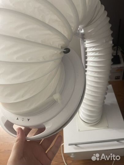 Сенсорная педикюрная вытяжка 