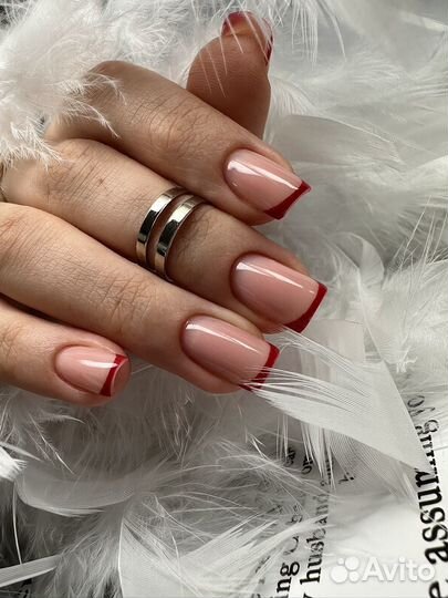 Мастер маникюра и педикюра