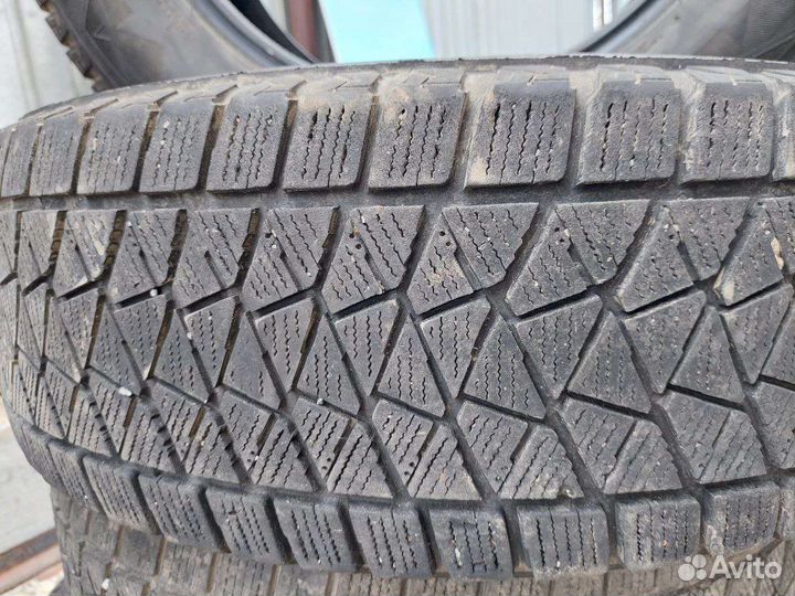 Bridgestone Blizzak DM-V2 225/65 R17 102S