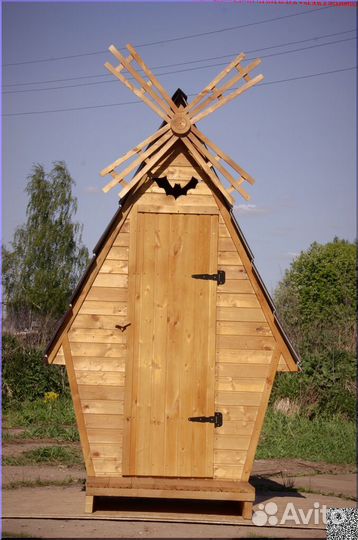 Уличный туалет с установкой