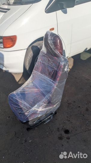 Сиденья передние Мерседес Вито w638