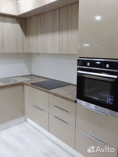 Кухонный гарнитур угловой от производителя