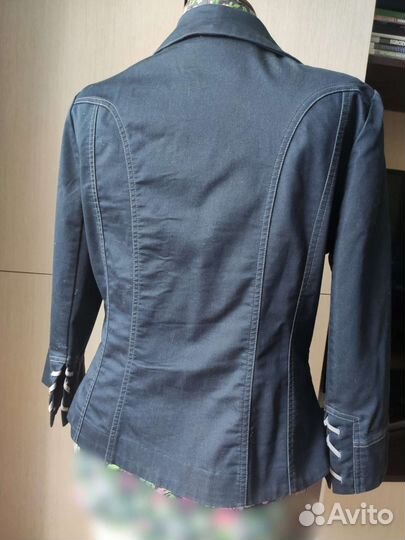 Пиджак женский