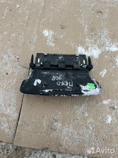 Дисплей информационный peugeot 308