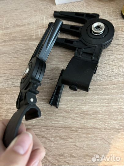 Крепление капюшона bugaboo buffalo