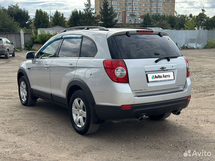 Chevrolet Captiva 2.4 AT, 2012, 250 000 км