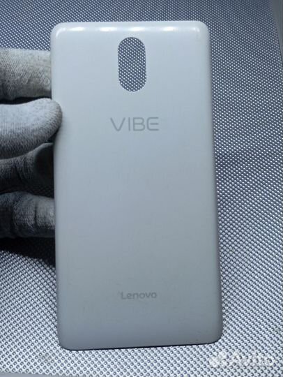 Lenovo Vibe P1m. Задняя крышка. Оригинал. Белая
