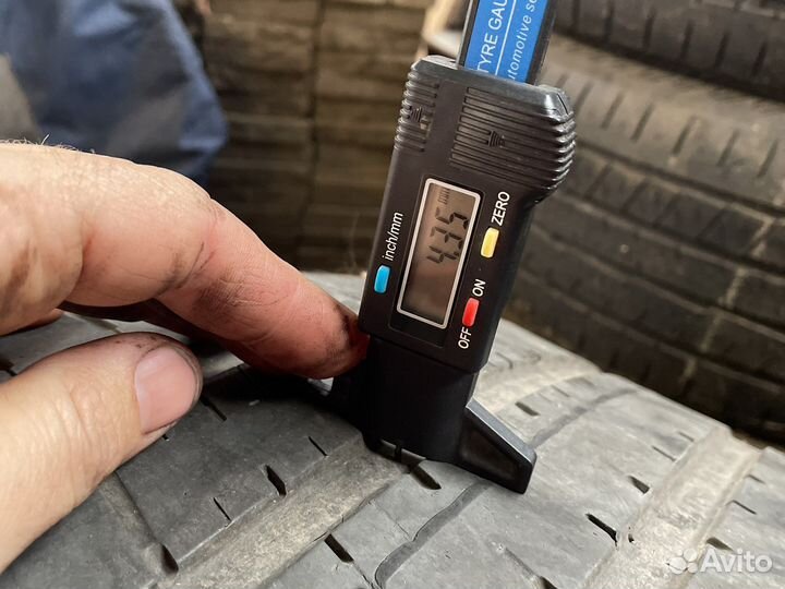 Pirelli P Zero 275/45 R21 и 315/40 R21 111Y