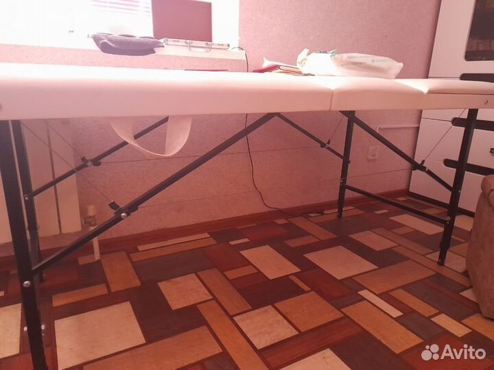 Массажный стол