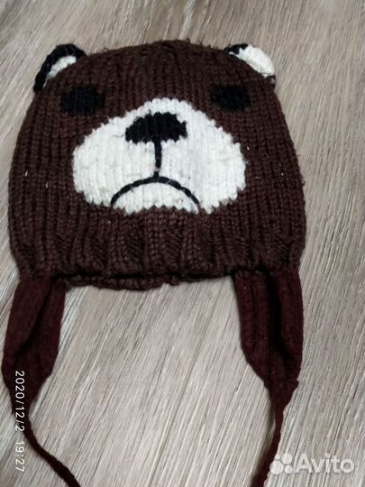 Шапки,шлем,манишка осень-зима от 2 до 6 лет
