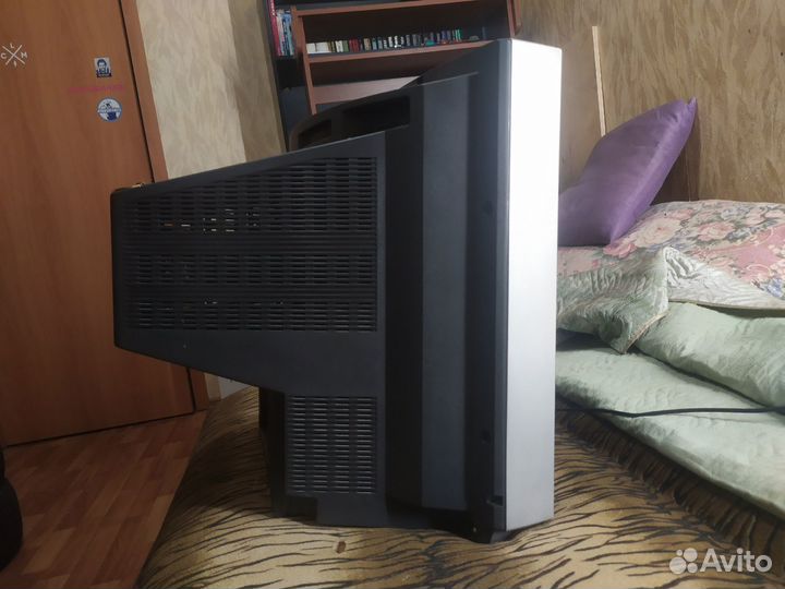 Телевизор ламповый JVC LG