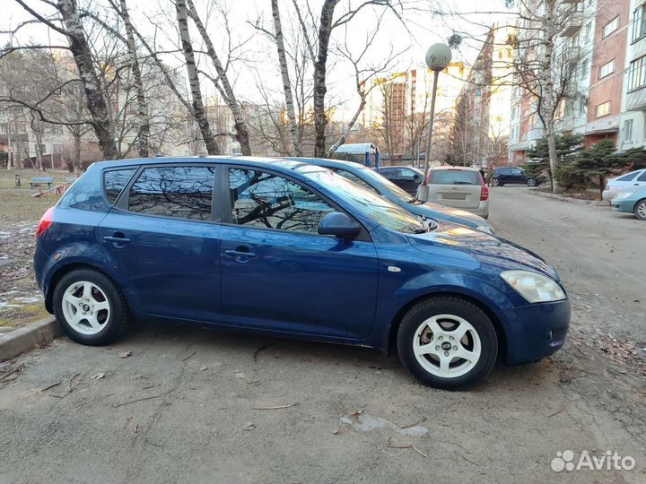 Kia Ceed 1.6 AT, 2008, 196 000 км