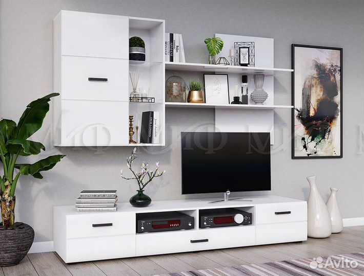 Стенка в гостиную новая