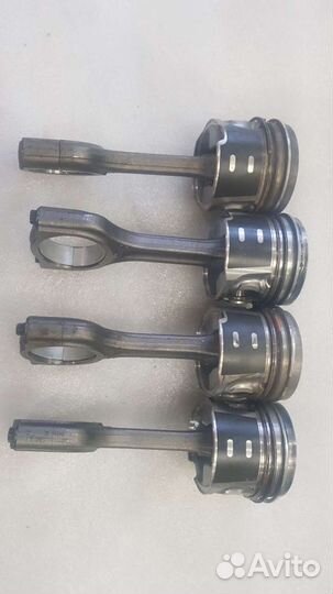 Поршень с шатуном Пежо/Ситроен 1.6 HDI