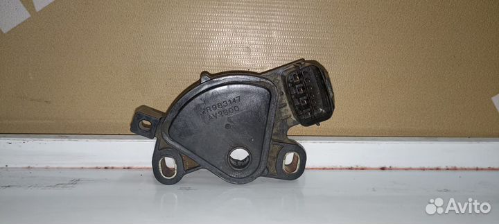 Датчик положения АКПП Colt Lancer Селектор Dingo