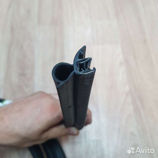 Уплотнитель багажника Ford Focus 2 хэтчбэк