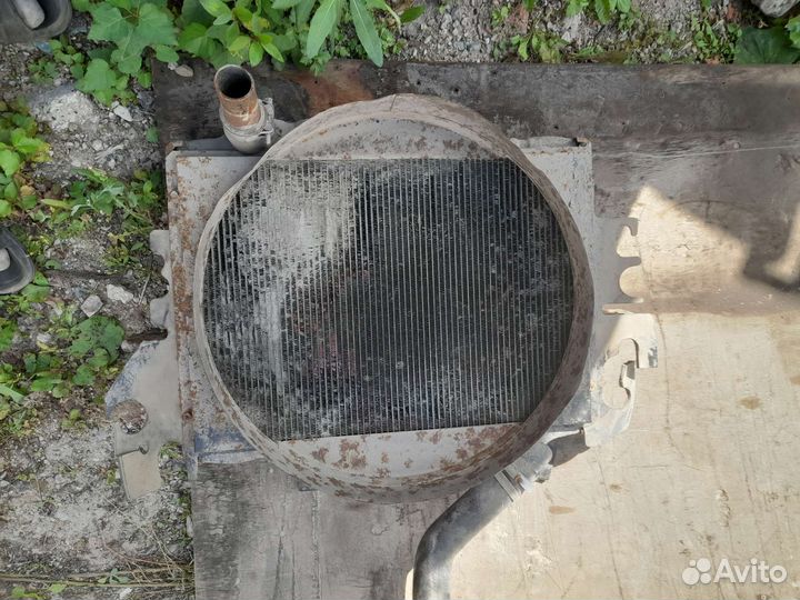 Радиатор Nissan Condor и другие з/ч