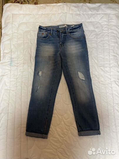 Джинсы