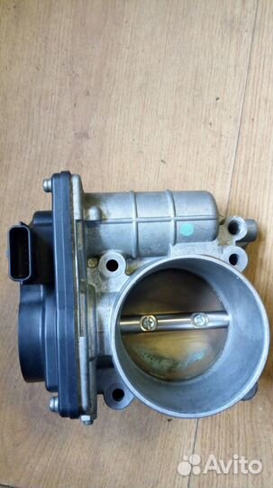 Заслонка дроссельная Nissan X-Trail T-31 2.0L